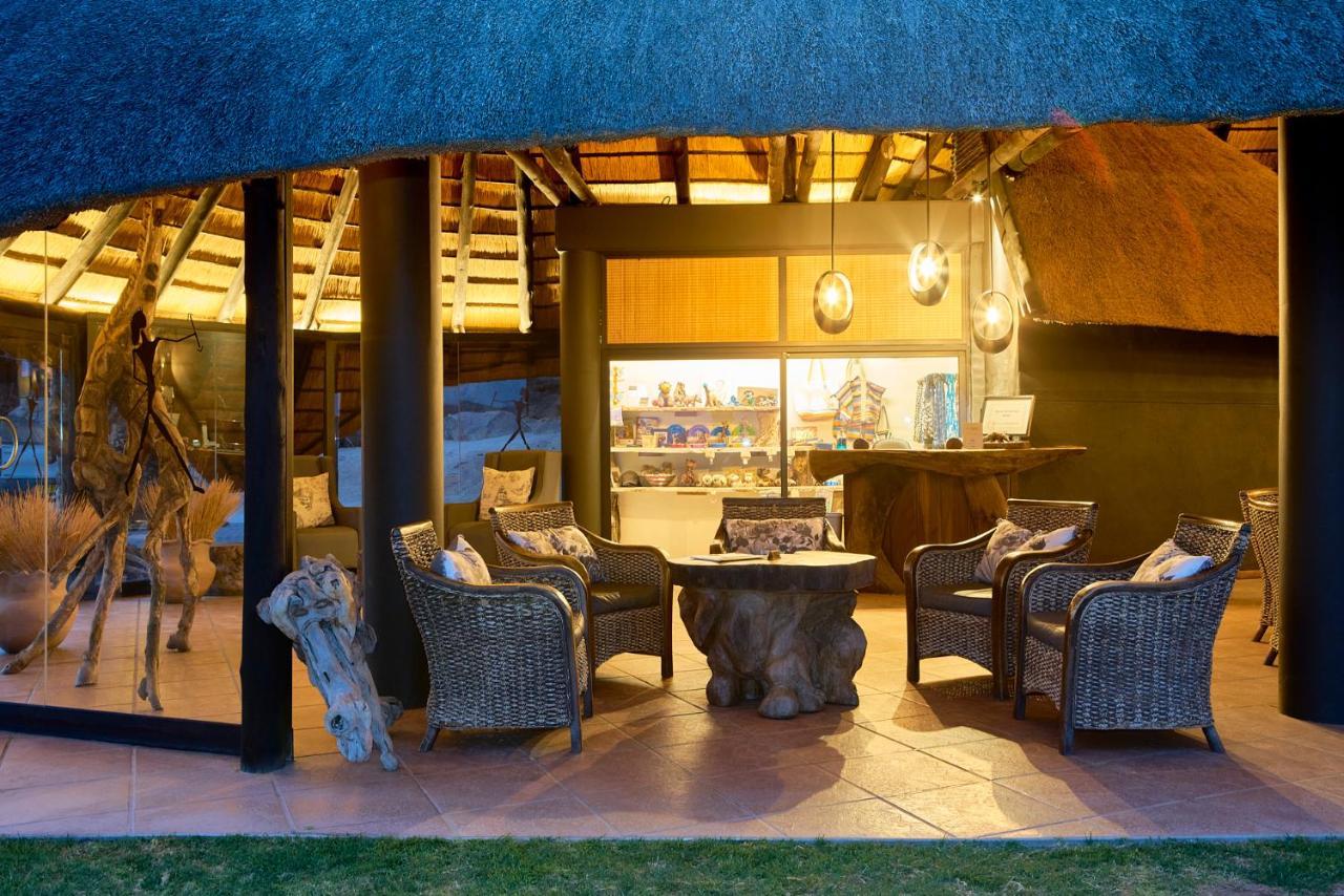 Ai Aiba - The Rock Painting Lodge Omaruru Exterior foto